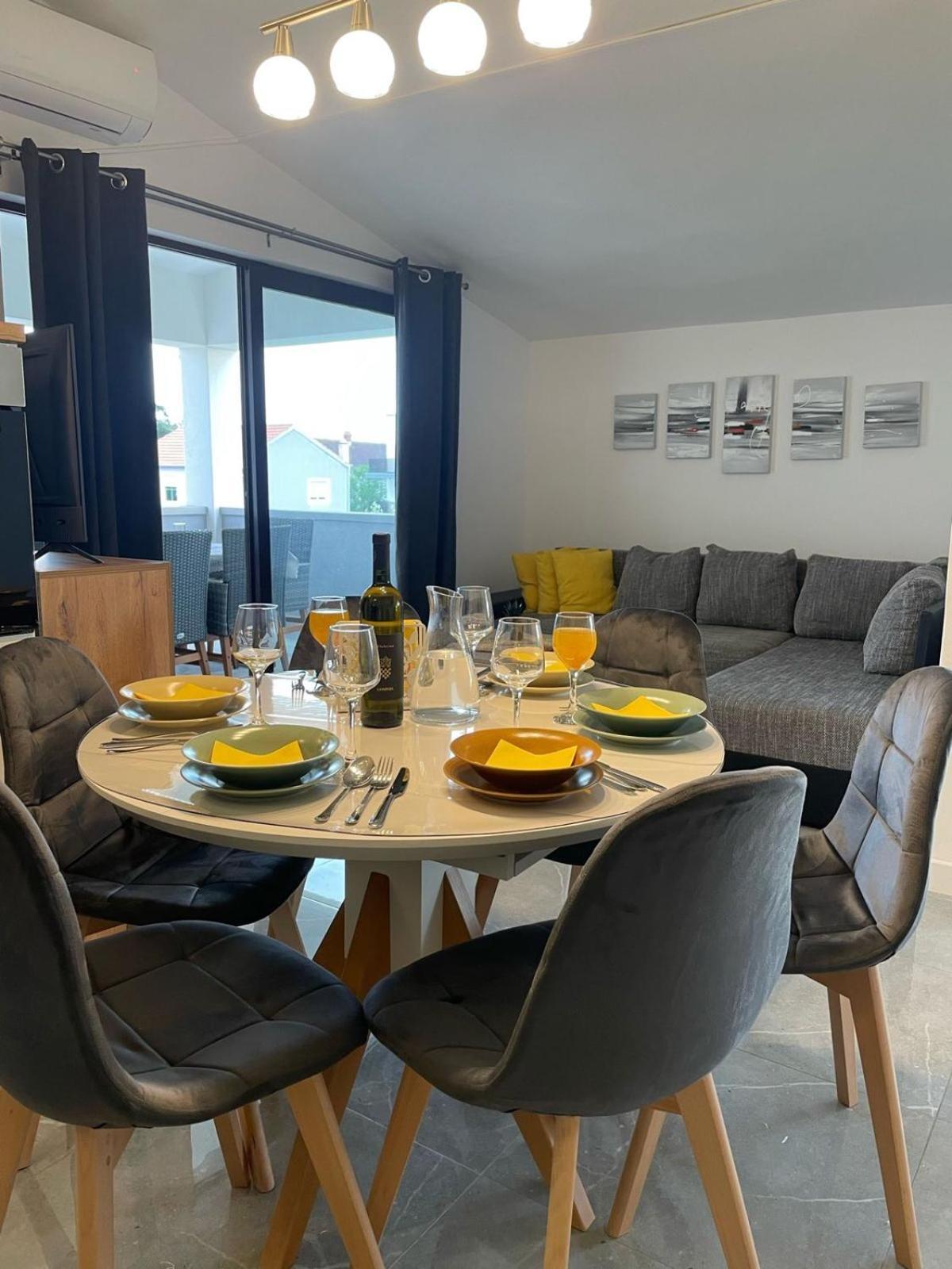 Apartments Mia Bibinje Ngoại thất bức ảnh